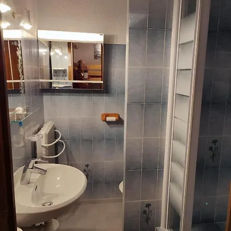 Apartment Coquet De 4 Personnes Aux Carroz - Balcon Et Wifi Les Carroz d'Araches
